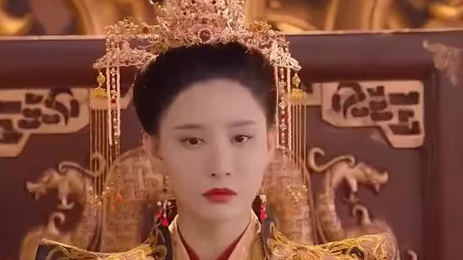 都市咸鱼娶女帝 
