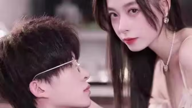 离婚后,夫人成了千亿大佬 
